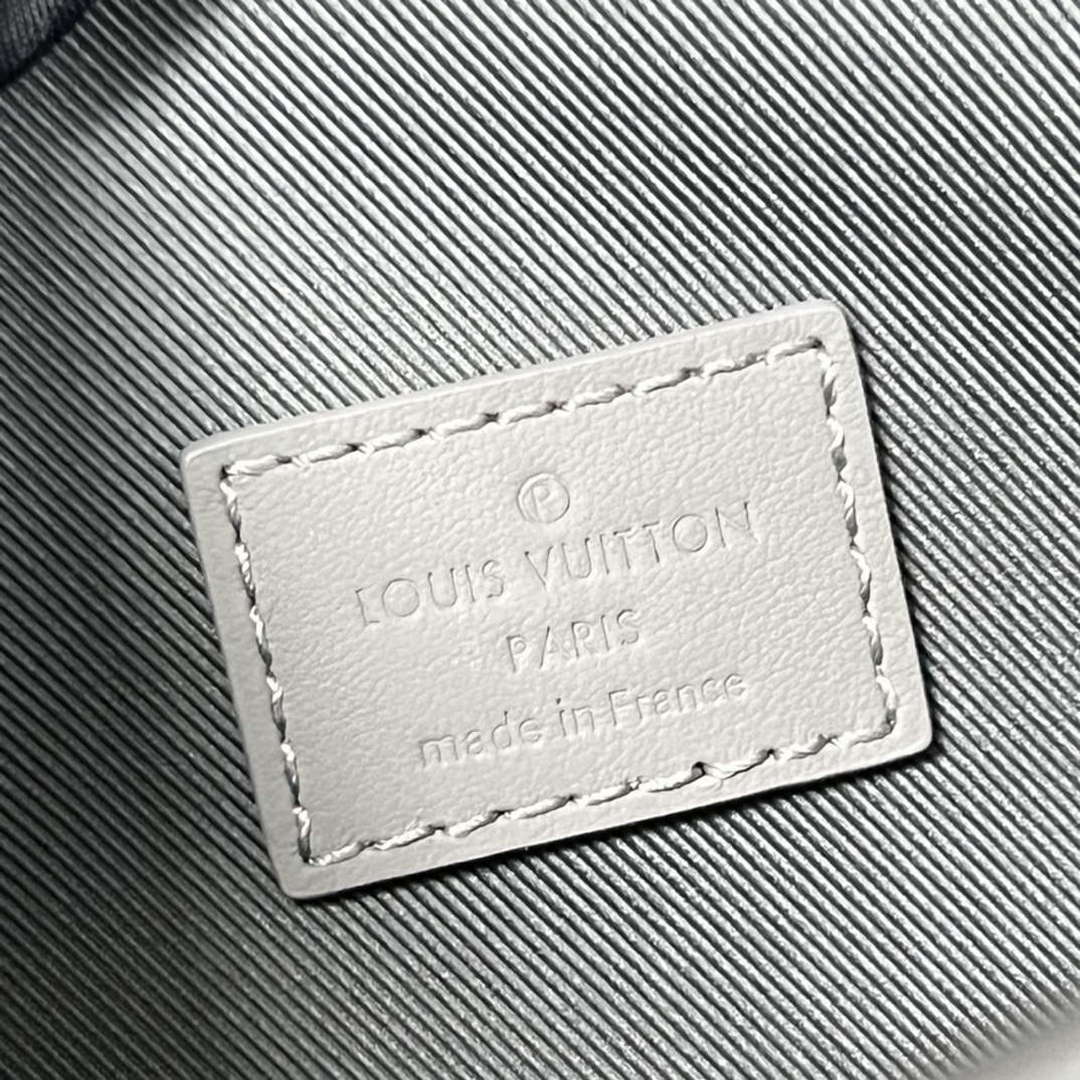 LV M81746 Louis Vuitton Steamer Wearable Wallet Gray leather