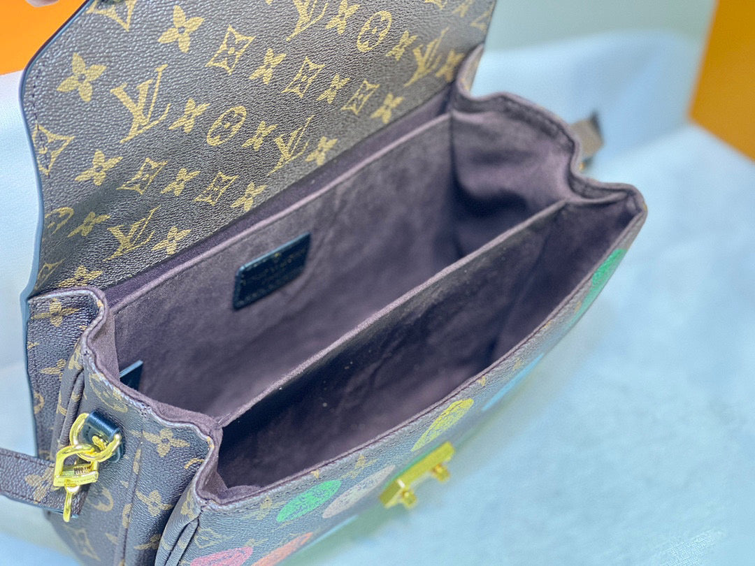 LV Louis vuitton M59257 Pochette Metis Bag monogram M40780