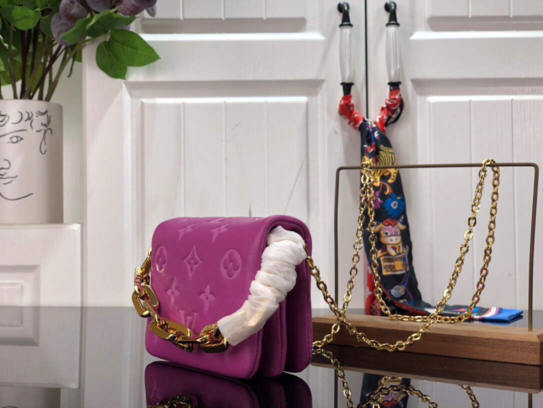 LV M81127 Louis Vuitton Beltbag Coussin Purple