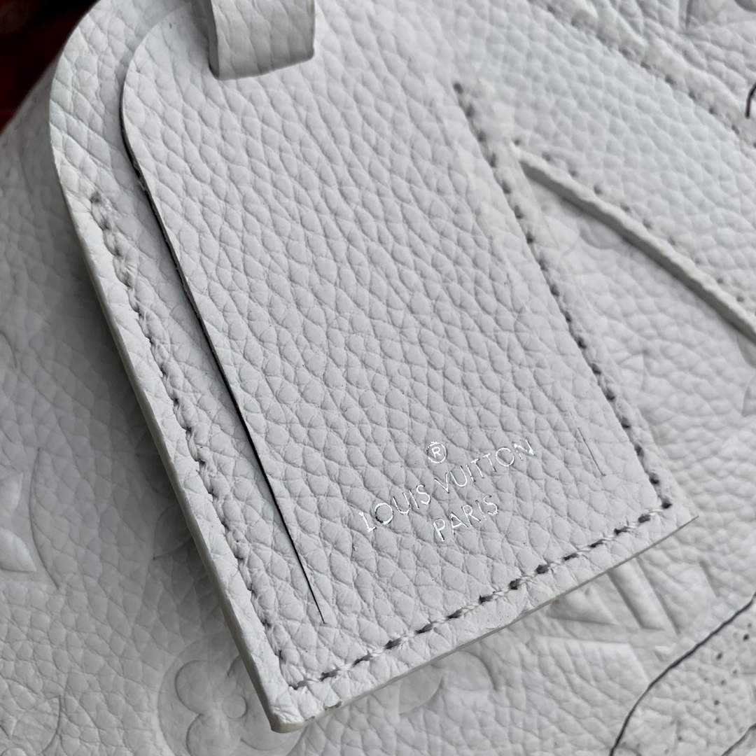 LV M21678 Louis Vuitton LV x YK Keepall Bandouli��re 50 Bag