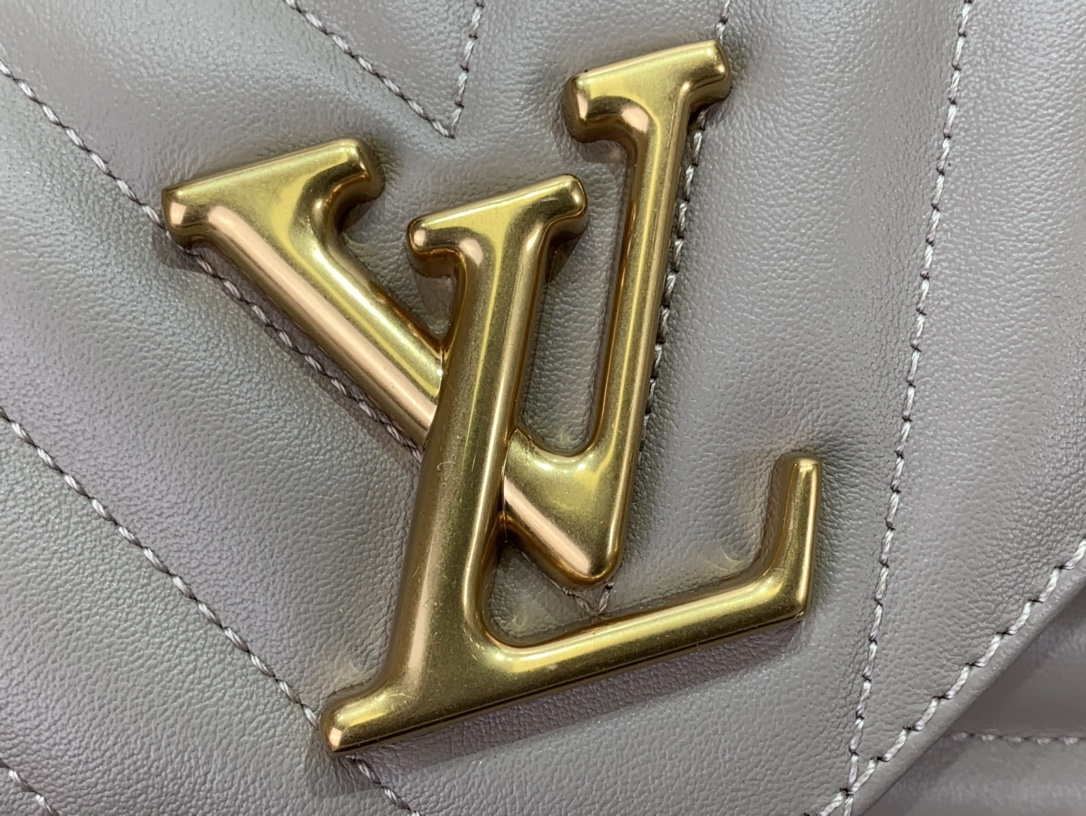 LV M20687 Louis Vuitton New Wave Multi-Pochette Leather M20838 Gray