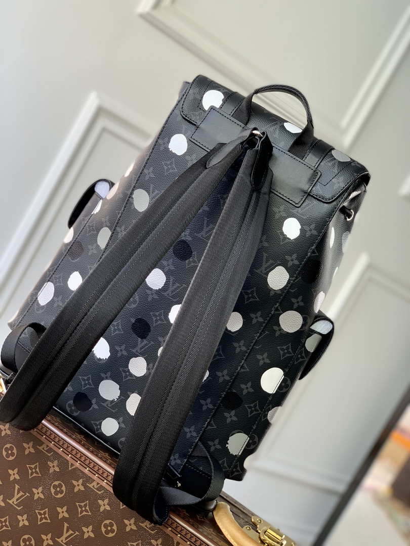 LV M46403 Louis Vuitton LV x YK Christopher MM Backpack Monogram eclipse Black and Silver