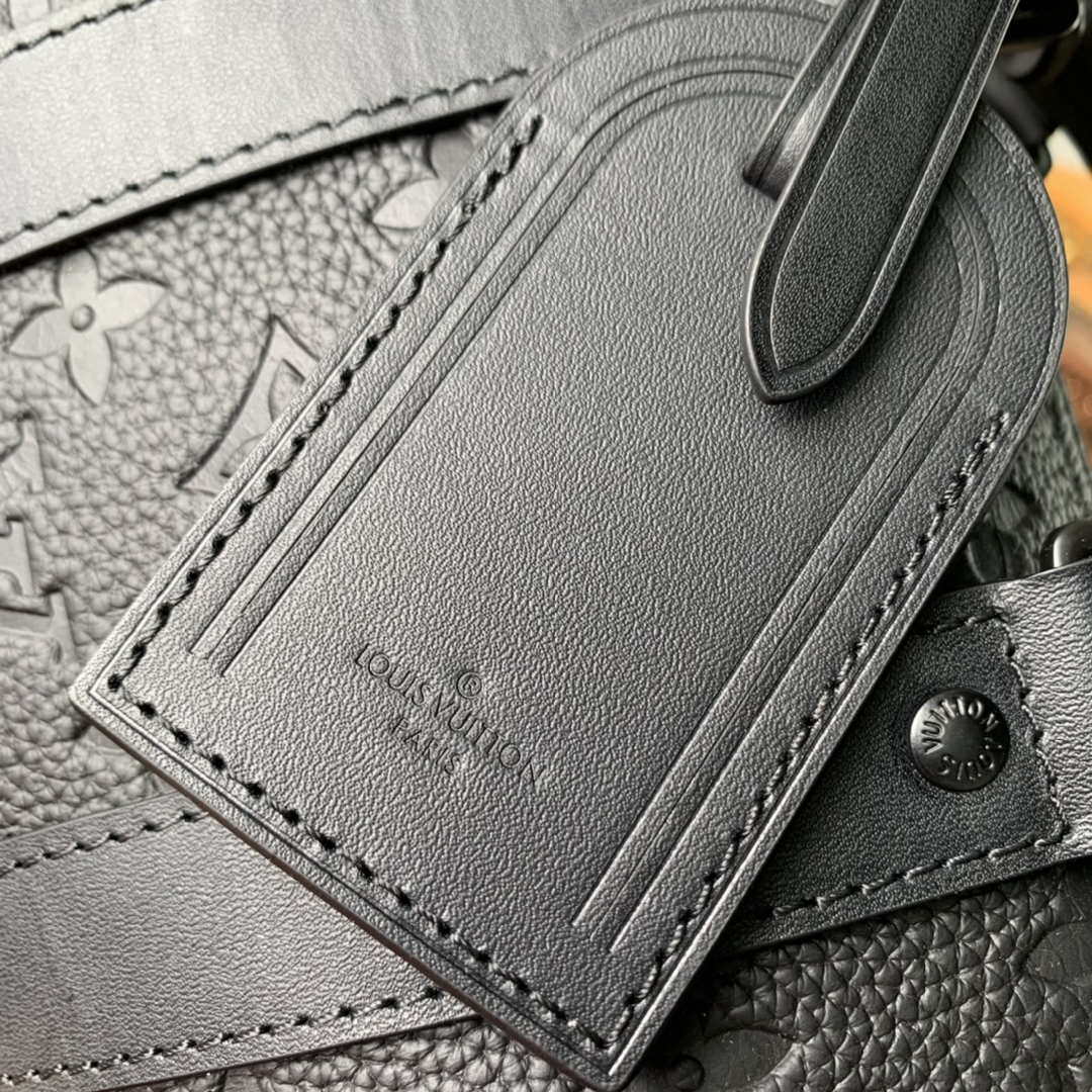 Louis Vuitton LV M20900 Keepall Bandouliere 25 Taurillon Monogram Black