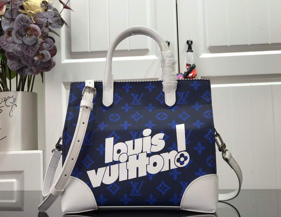 LV M46113 Louis Vuitton Carry It Bag 25cm Monogram Canvas Spring/Summer 2021 Collection Blue