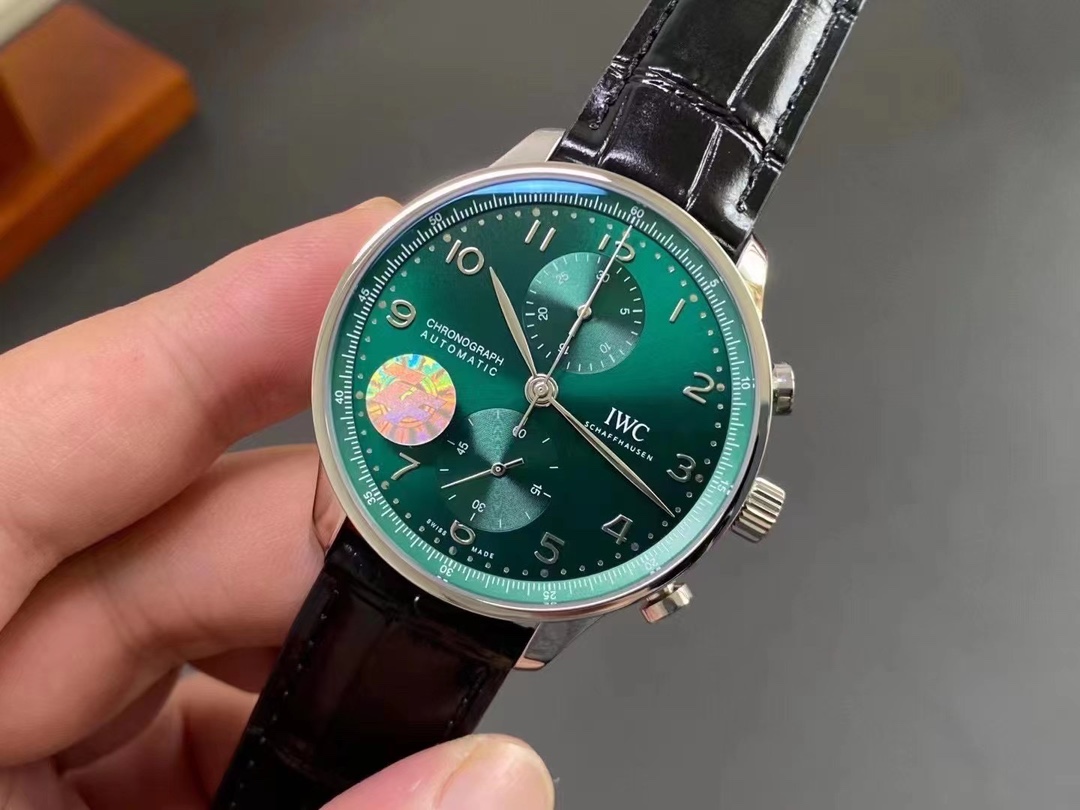 Green Surface IWC Portugal Series Transparent Bottom style