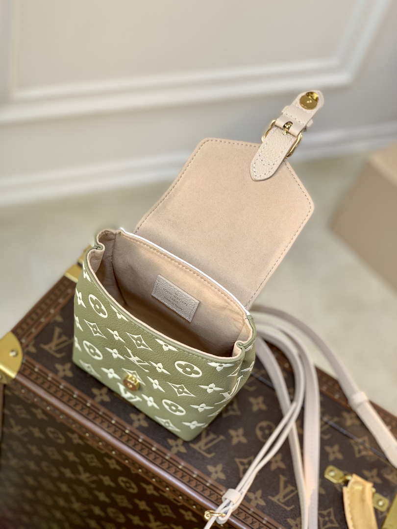 LV M81351 Louis Vuitton Tiny Backpack M80738 Monogram Empreinte Green