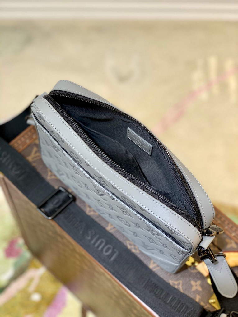 LV M46104 Louis Vuitton Duo Messenger