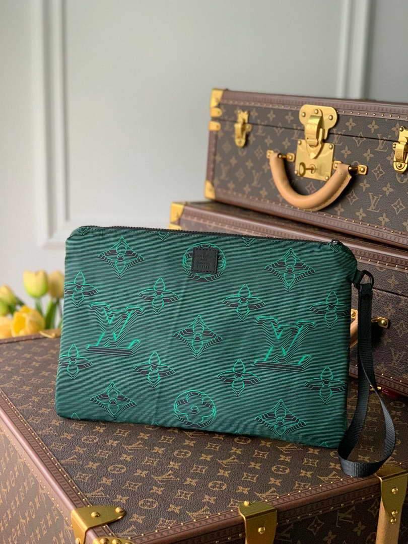 LV M80142 Louis Vuitton 2054 Reversible Pouch Monogram Black And Green