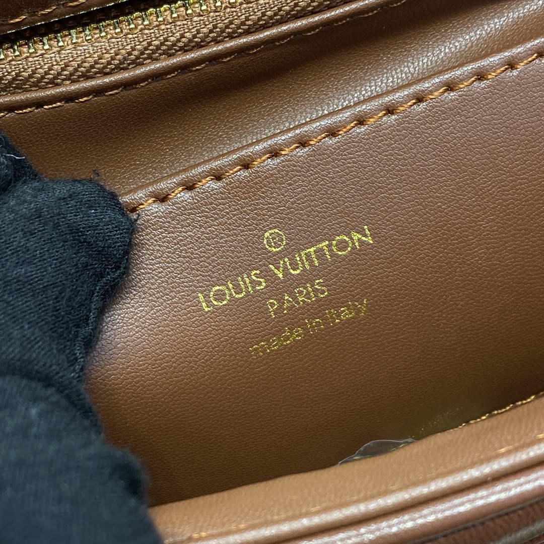 LV M23601 Louis Vuitton GO-14 MM Bag Smoked Tan