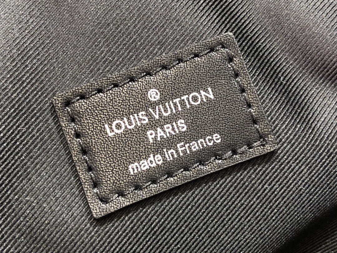 LV M58644 Louis Vuitton Christopher Slim Backpack Black