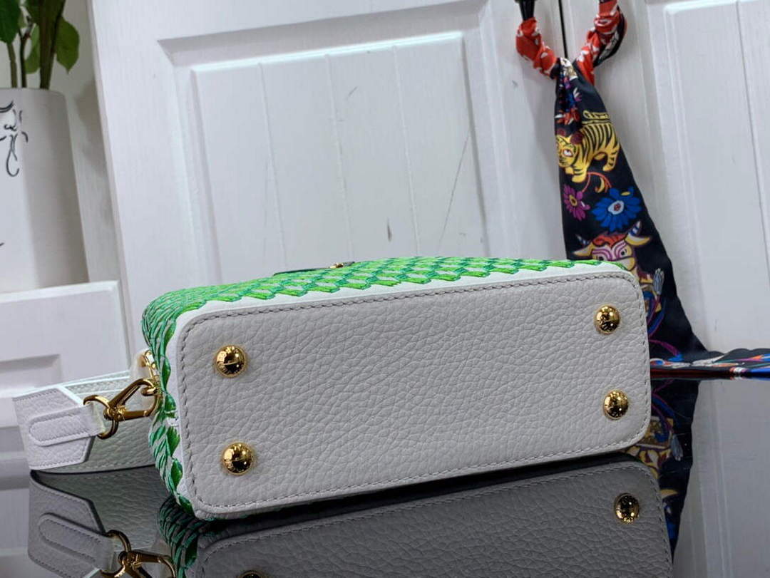 LV M59879 Louis Vuitton capucines mini Bag White Green