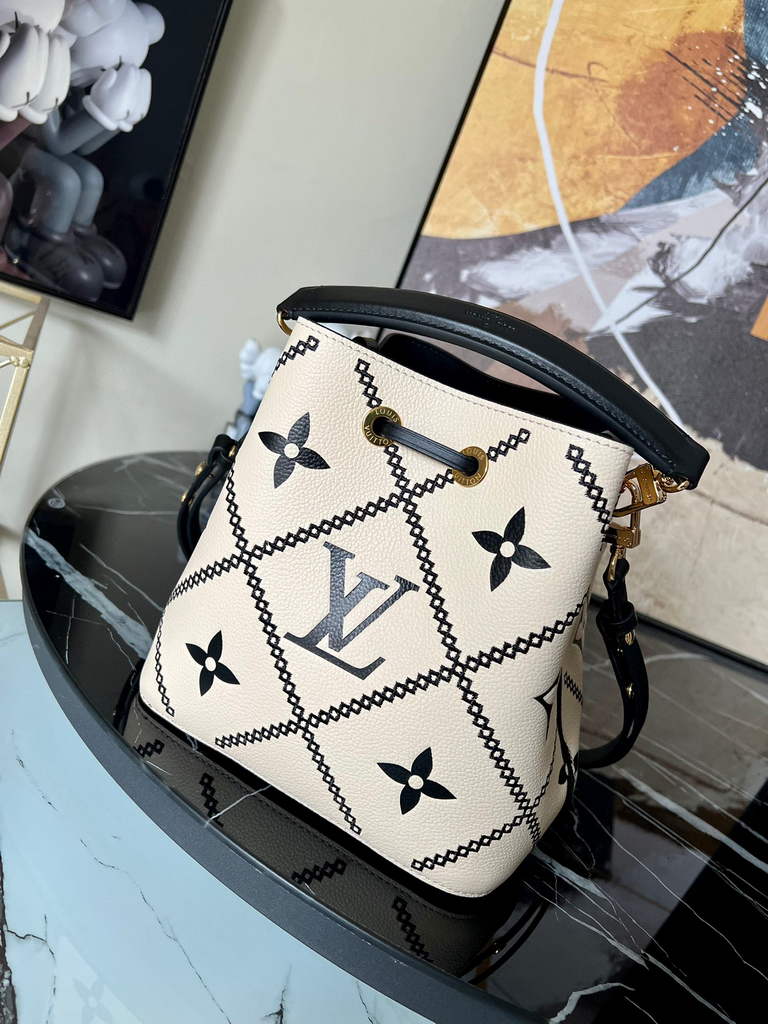 Louis Vuitton M46023 LV M46029 N��oNo�� MM Monogram Beige