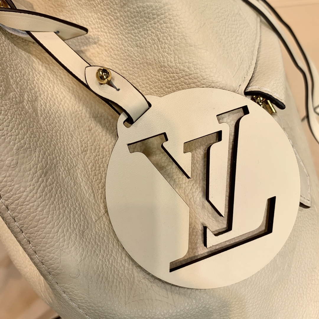 LV M45410 Louis Vuitton Montsouris Backpack Milky white