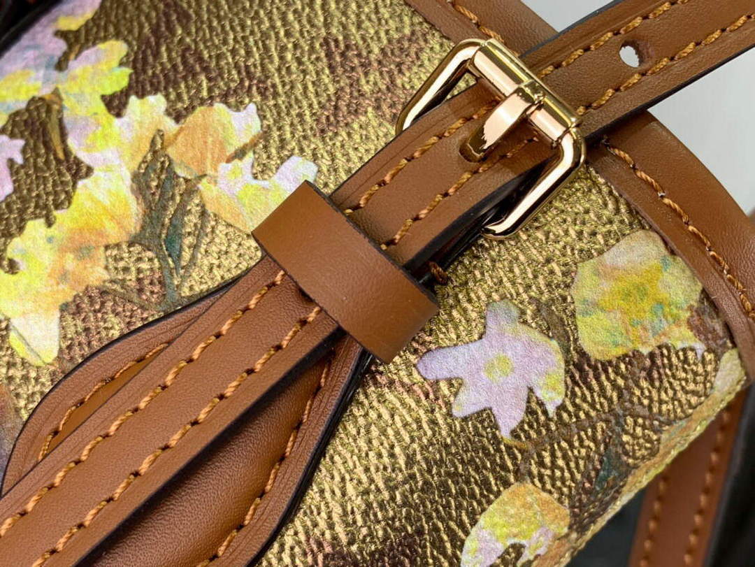 LV M81724 Louis Vuitton Nano Bucket Bag Gold