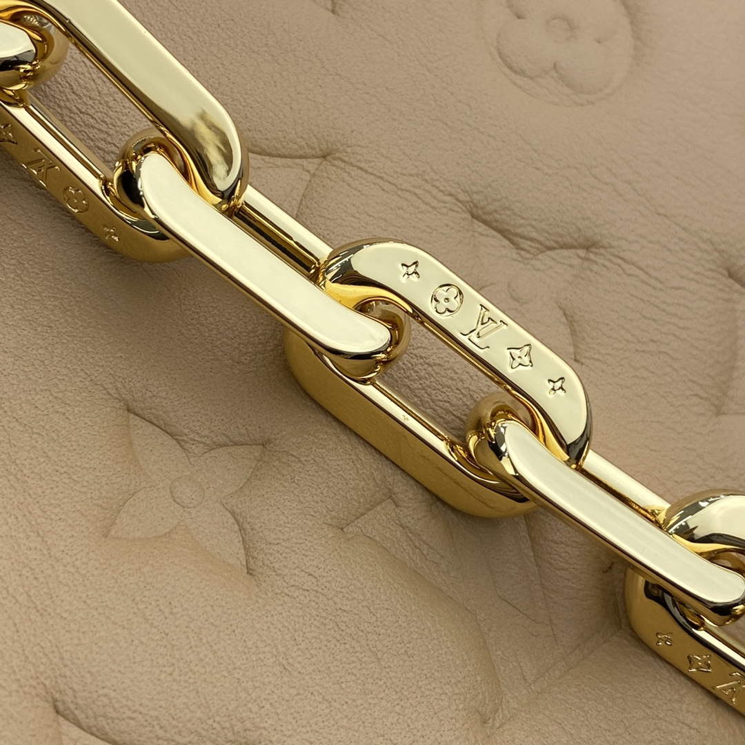 LV M21261 Louis Vuitton Coussin PM Bag Apricot