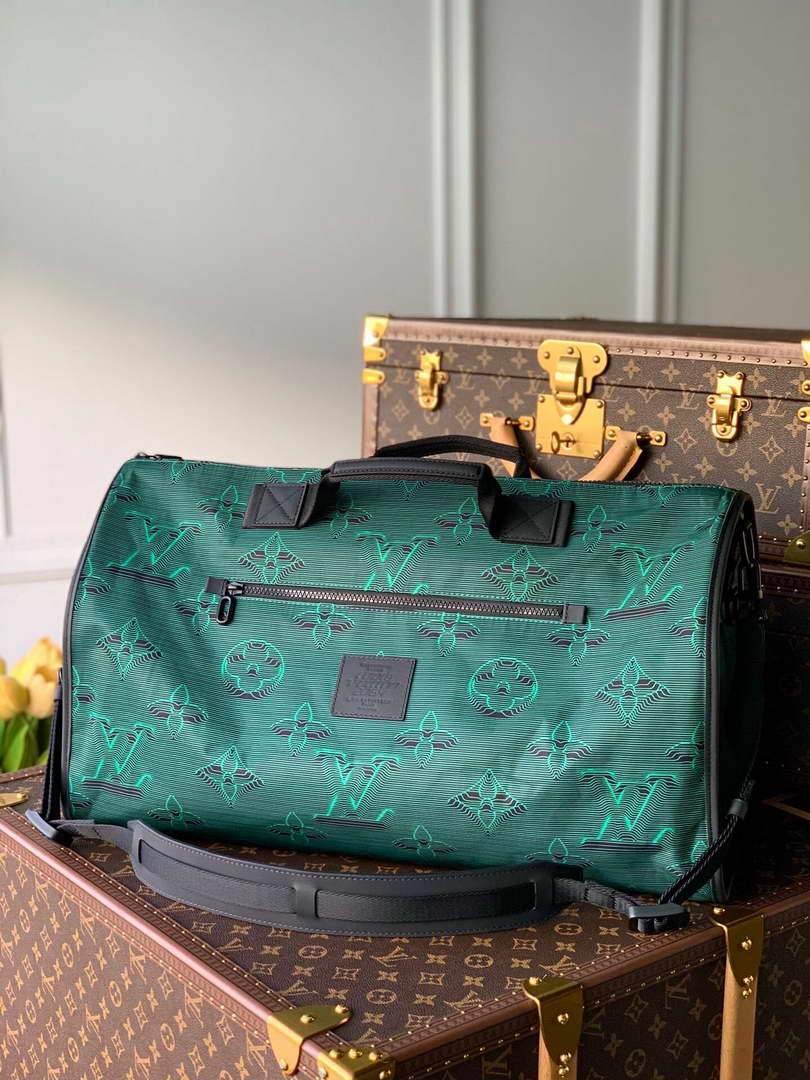 LV M45602 Louis Vuitton 2054 Reversible Keepall Bandouliere 50 Monogram Black And Green