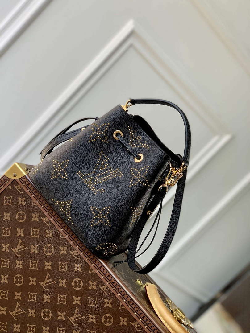 LV M46734 Louis Vuitton N��ono�� BB Bucket Bag Black