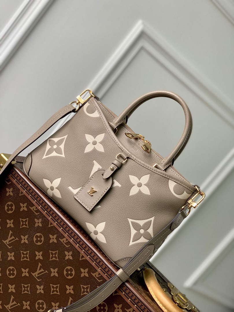 LV M46585 Louis Vuitton Trianon PM Tote Bag Cr��me Beige
