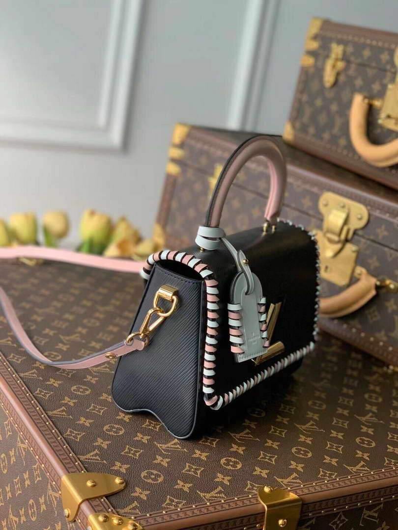LV M50283 Louis Vuitton Twist MM Bag Black