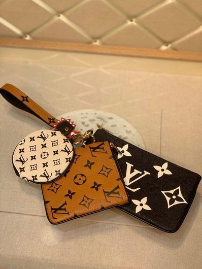 LV M69516 Louis Vuitton Crafty Trio Pouch Monogram