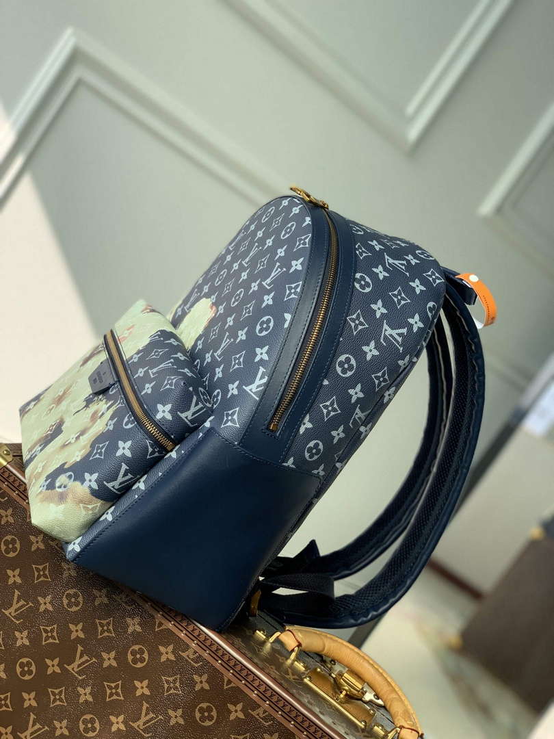 LV M46553 Louis Vuitton Discovery Backpack Bag Blue