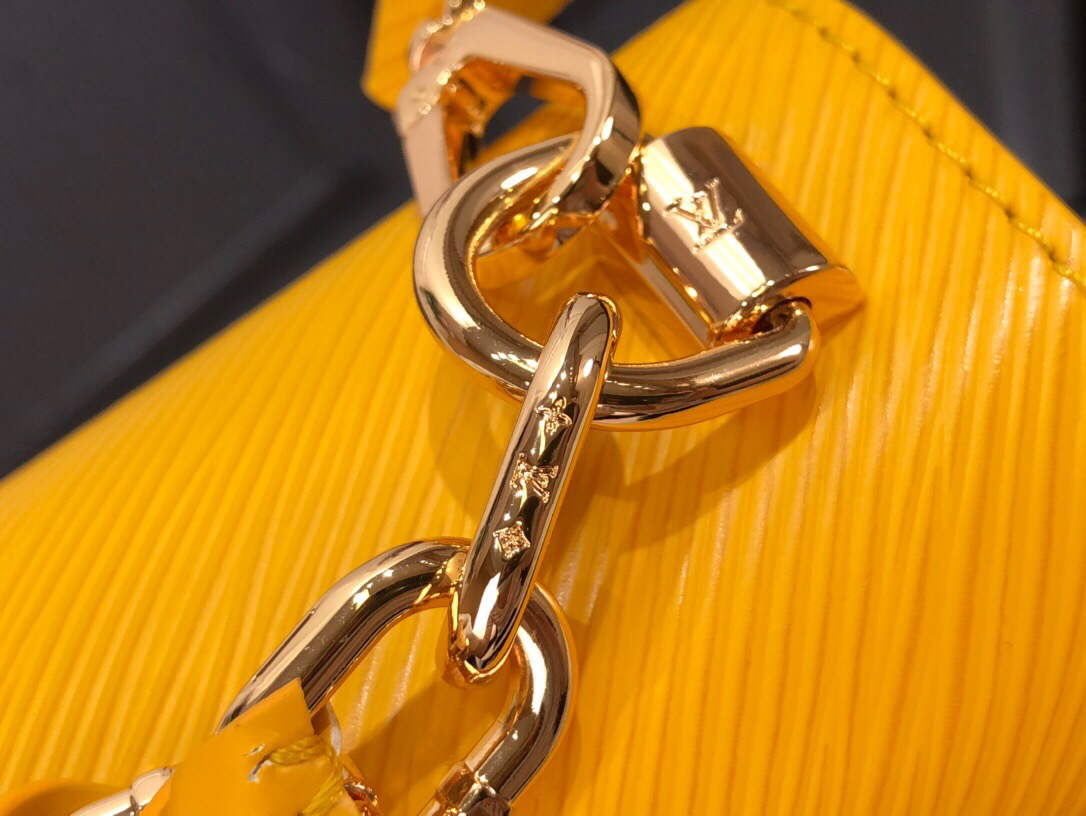LV M53754 Louis Vuitton Twist MM Epi Grained Cowhide Leather Yellow