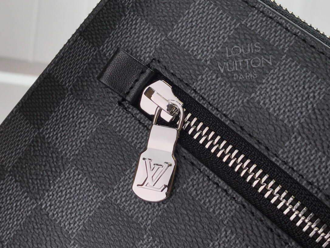 LV N60417 Louis Vuitton Pouch Damier Graphite