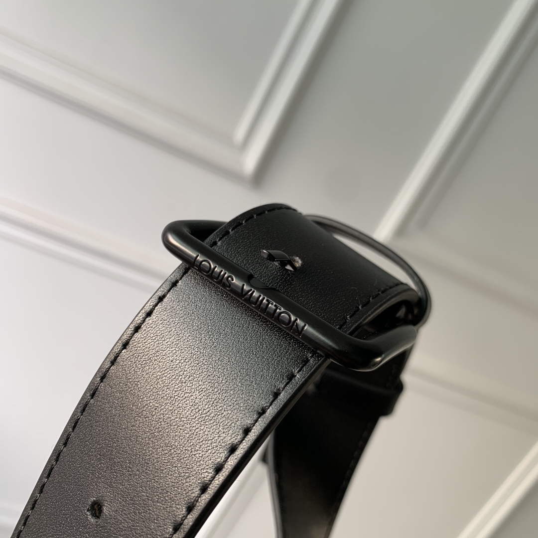 LV M23835 Louis Vuitton LV Moon Crossbody Monogram Brown