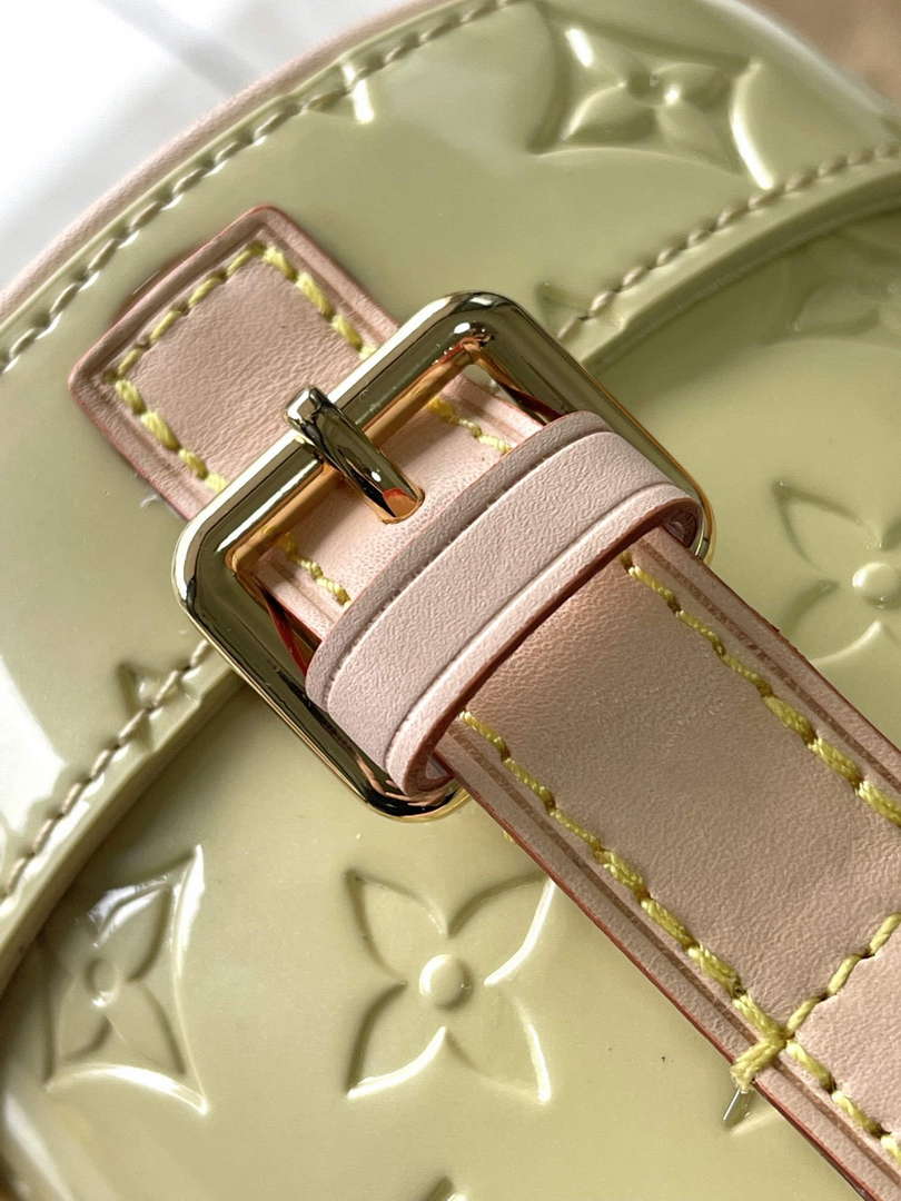 LV M24099 Louis Vuitton Astor Monogram Vernis Bag Yellow