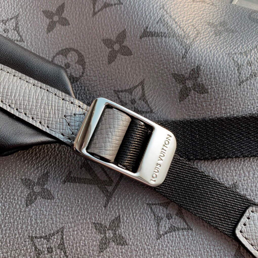 LV M30835 Louis Vuitton Discovery Backpack PM Silver