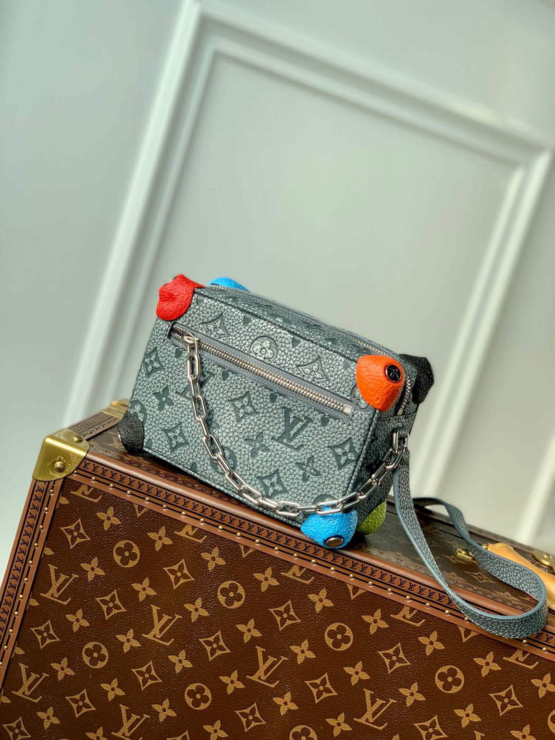 LV M81606 Louis Vuitton Mini Soft Trunk Gray