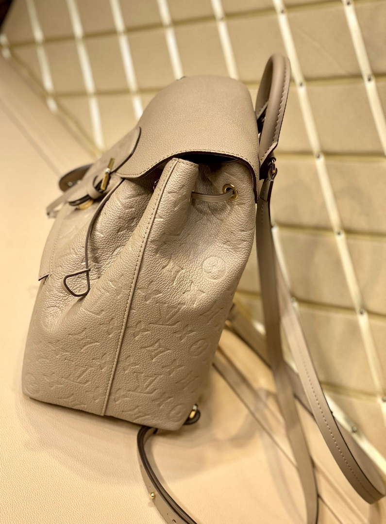 LV M45410 Louis Vuitton Montsouris Backpack Tourterelle Grey