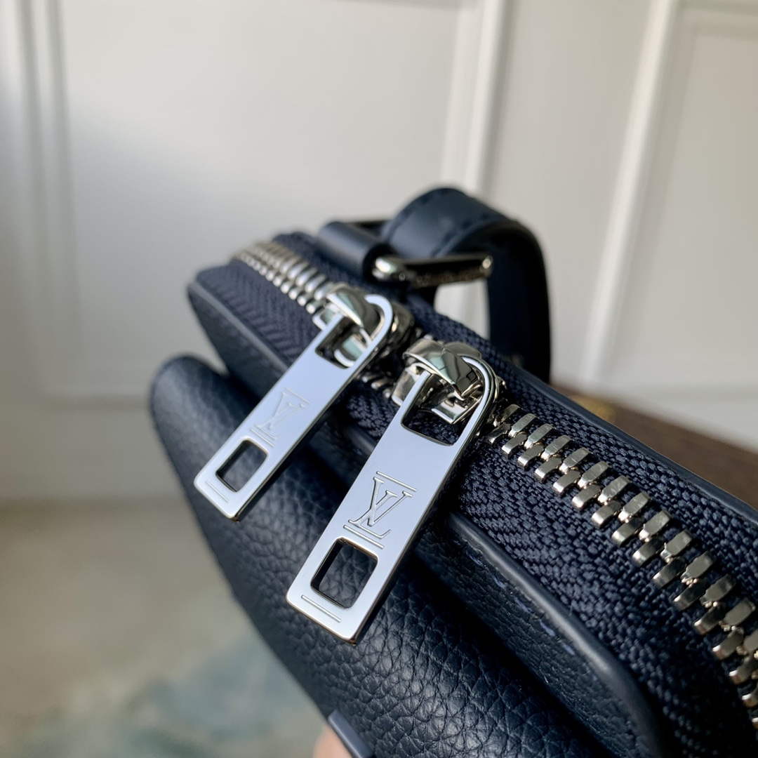 LV M57089 Louis Vuitton Phone Pouch Blue