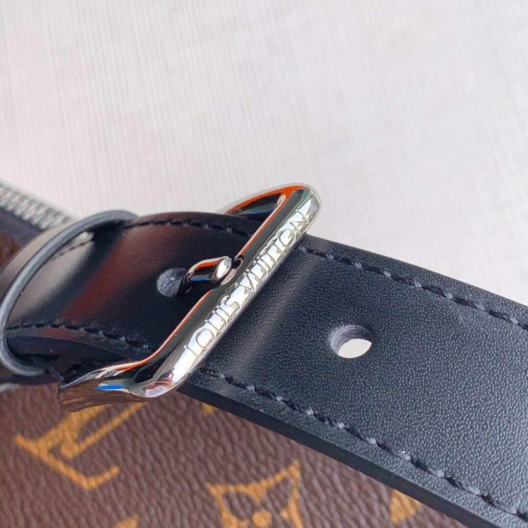 LV M45337 Louis Vuitton Classic BUMBAG Belt Bag Monogram