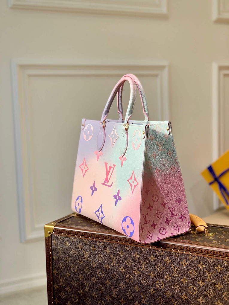 LV M46076 Louis Vuitton Onthego GM Shoulder Shopping Bag