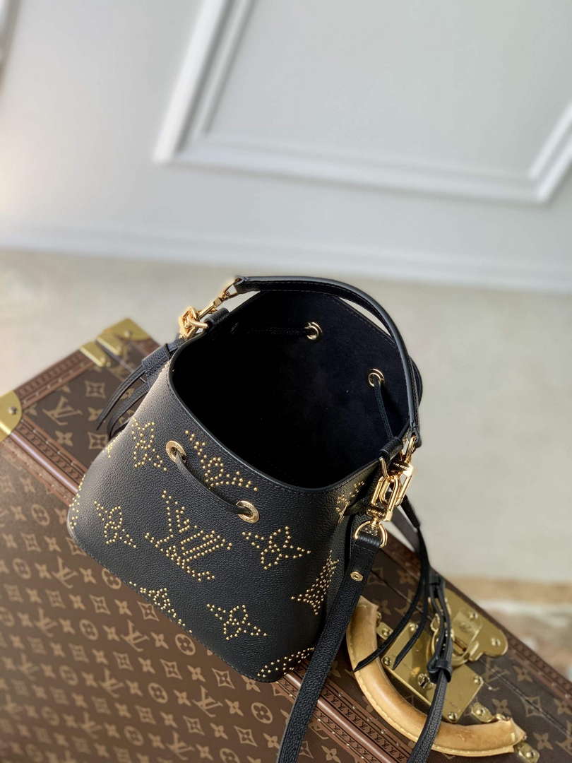 LV M46734 Louis Vuitton N��ono�� BB Bucket Bag Black