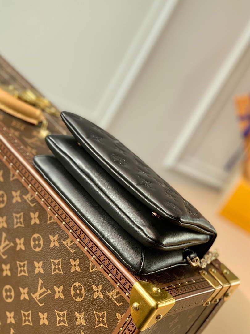LV M80742 Louis Vuitton Pochette Coussin Other Leather Bag Black