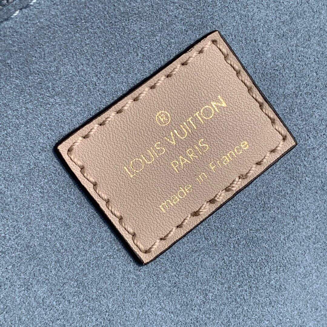 LV M57729 Louis Vuitton On My Side PM Tote Bag M57728 Greige