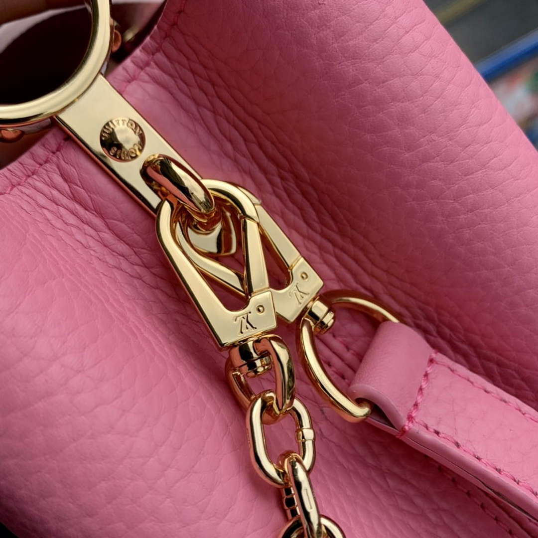 LV M22375 Louis Vuitton Capucines MM Handbag Pink