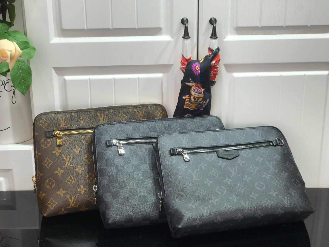 LV N60417 Louis Vuitton Pouch Monogram Canvas Brwon