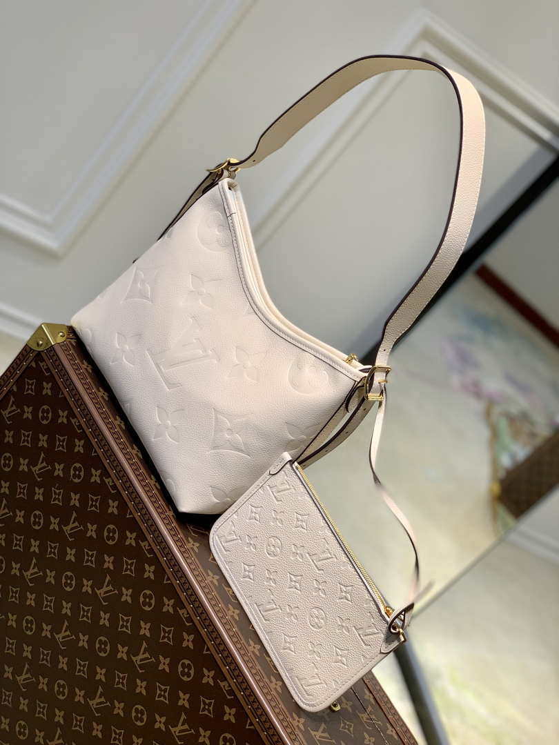 Louis Vuitton M46293 LV Carryall PM monogram Cr��me Biege