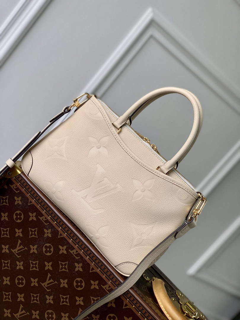 LV M46503 Louis Vuitton Trianon PM Bag Monogram Cr��me Beige