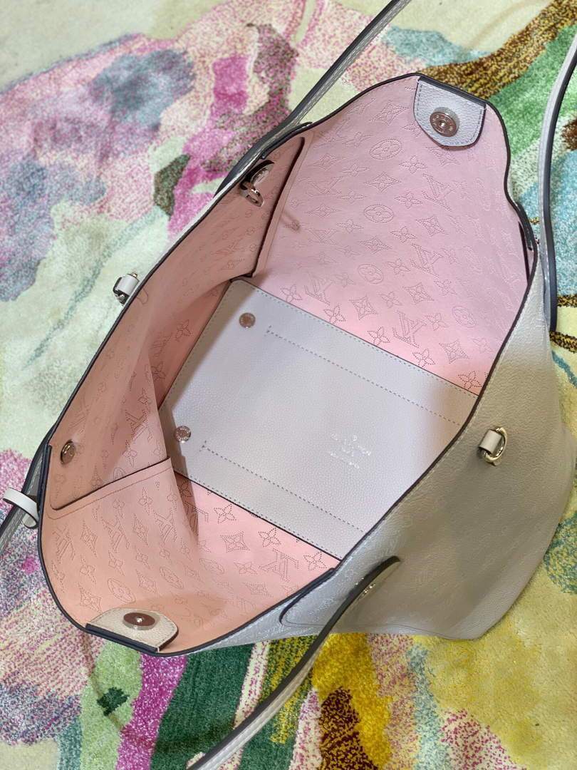 LV M53140 Louis Vuitton Hina MM Mahina Bag M57535 Galet Gray