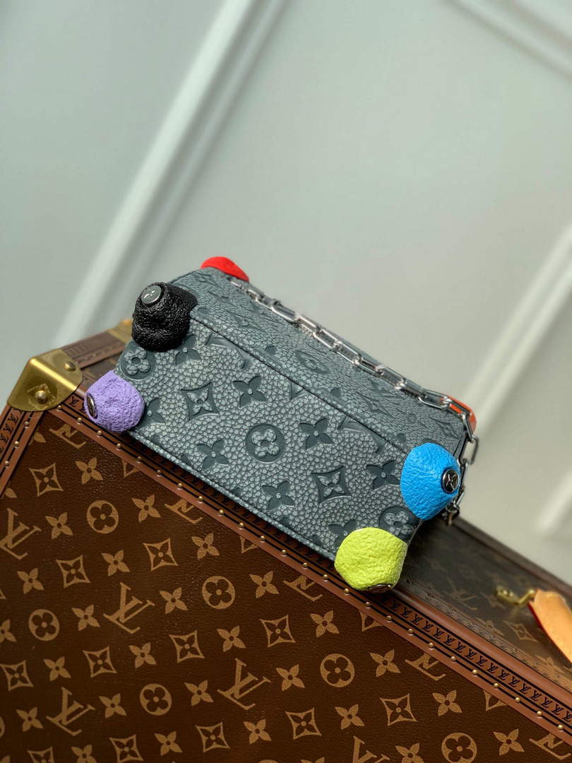 LV M81606 Louis Vuitton Mini Soft Trunk Gray