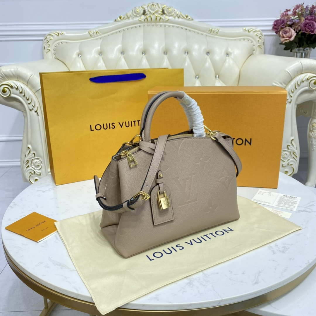 Louis Vuitton LV M58916 Petit Palais Monogram Gray leather