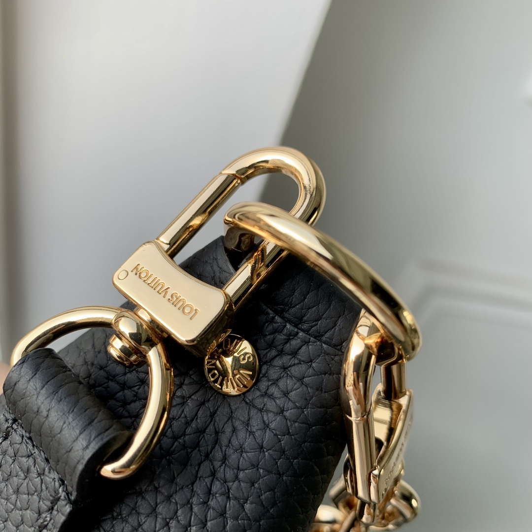 Louis Vuitton LV M46725 Loop Hobo Bag Monogram Empreinte Black