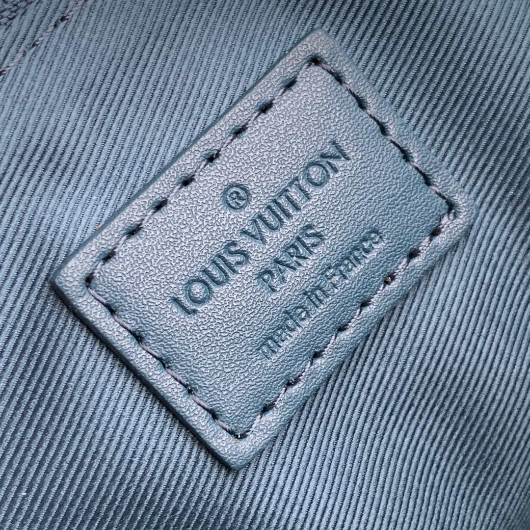 Louis Vuitton M81029 LV Aerogram Pochette iPad Blue