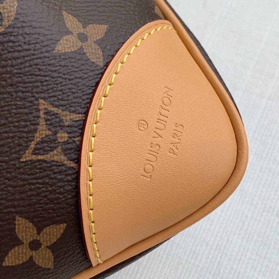 LV M45381 Louis Vuitton Odeon PM Shoulder Bag Monogram