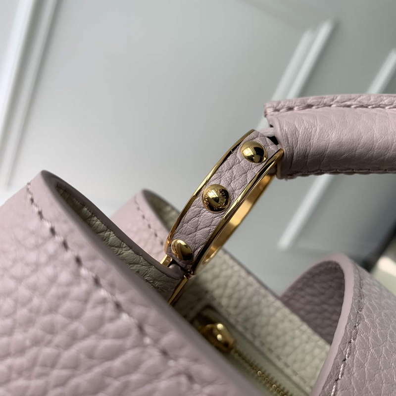 LV M22122 Louis Vuitton Capucines Mini Handbag Wisteria