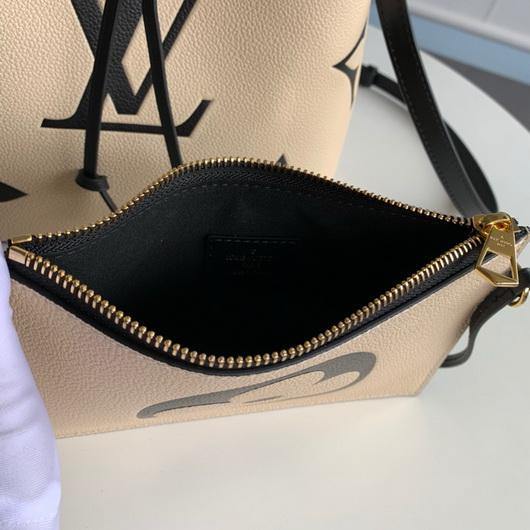LV M56889 Louis Vuitton LV CRAFTY NONO MM M56888 Bag Cream